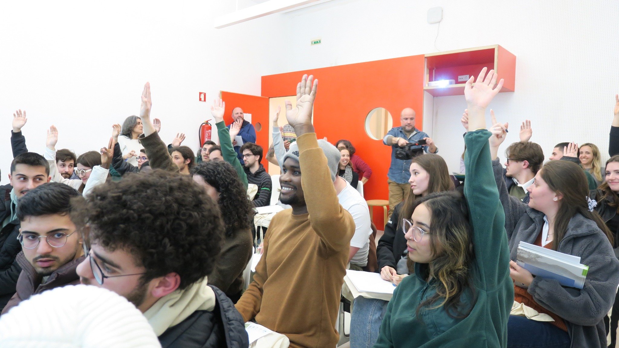 Jovens em Laboratório de Campo: Baldios e Bem Comum!